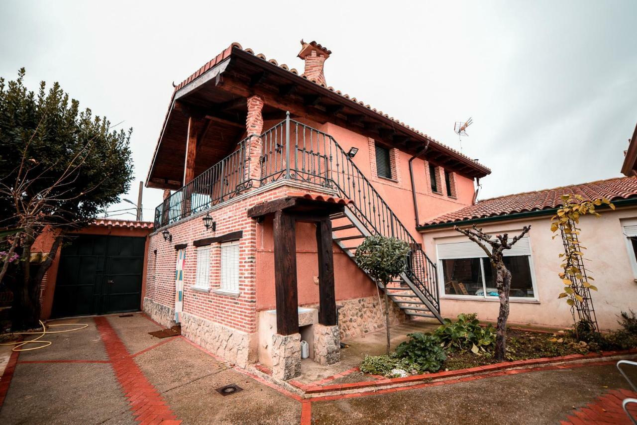 Penzion La Huerta Del Duero Villamarciel Exteriér fotografie