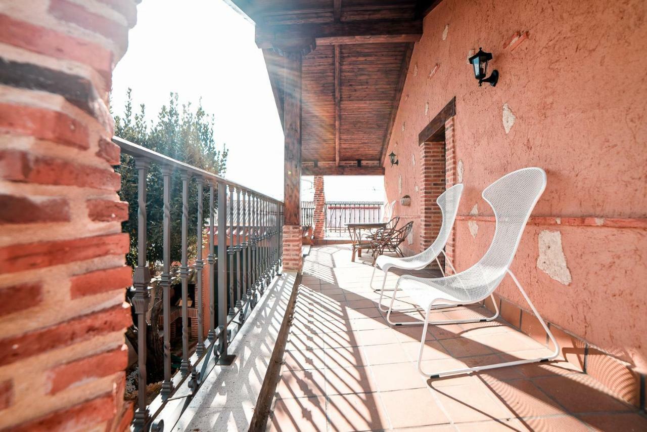 Penzion La Huerta Del Duero Villamarciel Exteriér fotografie